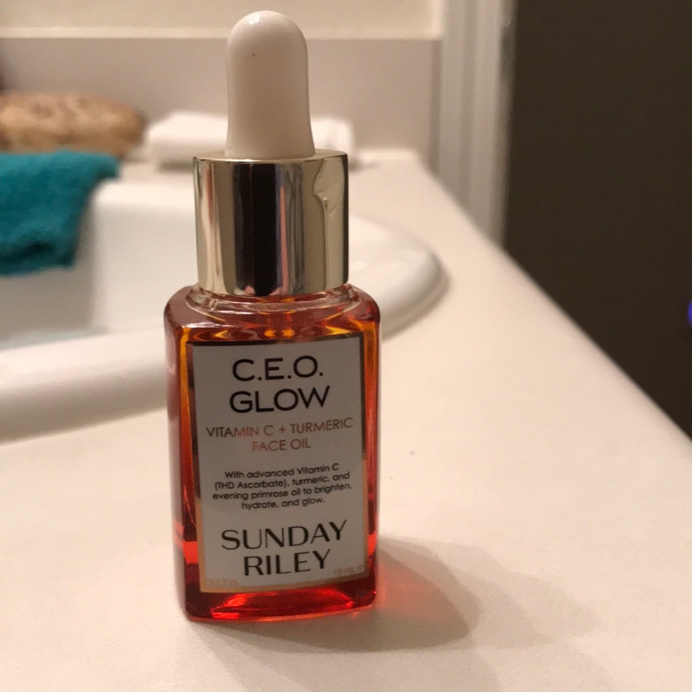 CEO GLOW BY SUNDAY RILEY